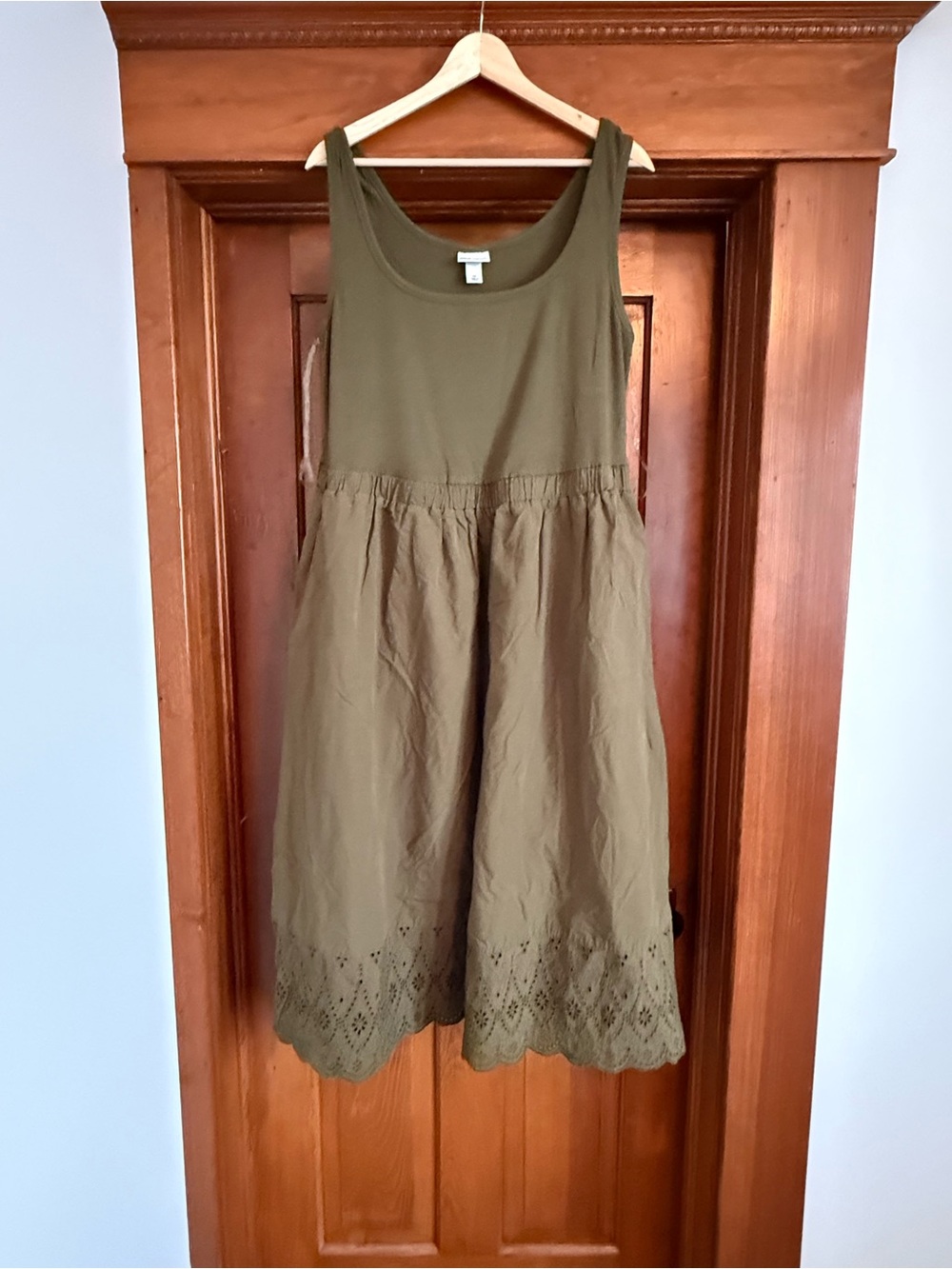 Ava & Viv Olive Eyelet Hem Sleeveless Casual Dress